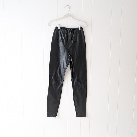 Aritzia Pants - Aritzia Wilfred Free Daria Black High-rise Vegan Leather Leggings Pants, size S